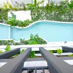 Hacienda Tuk By The Spot Rentals