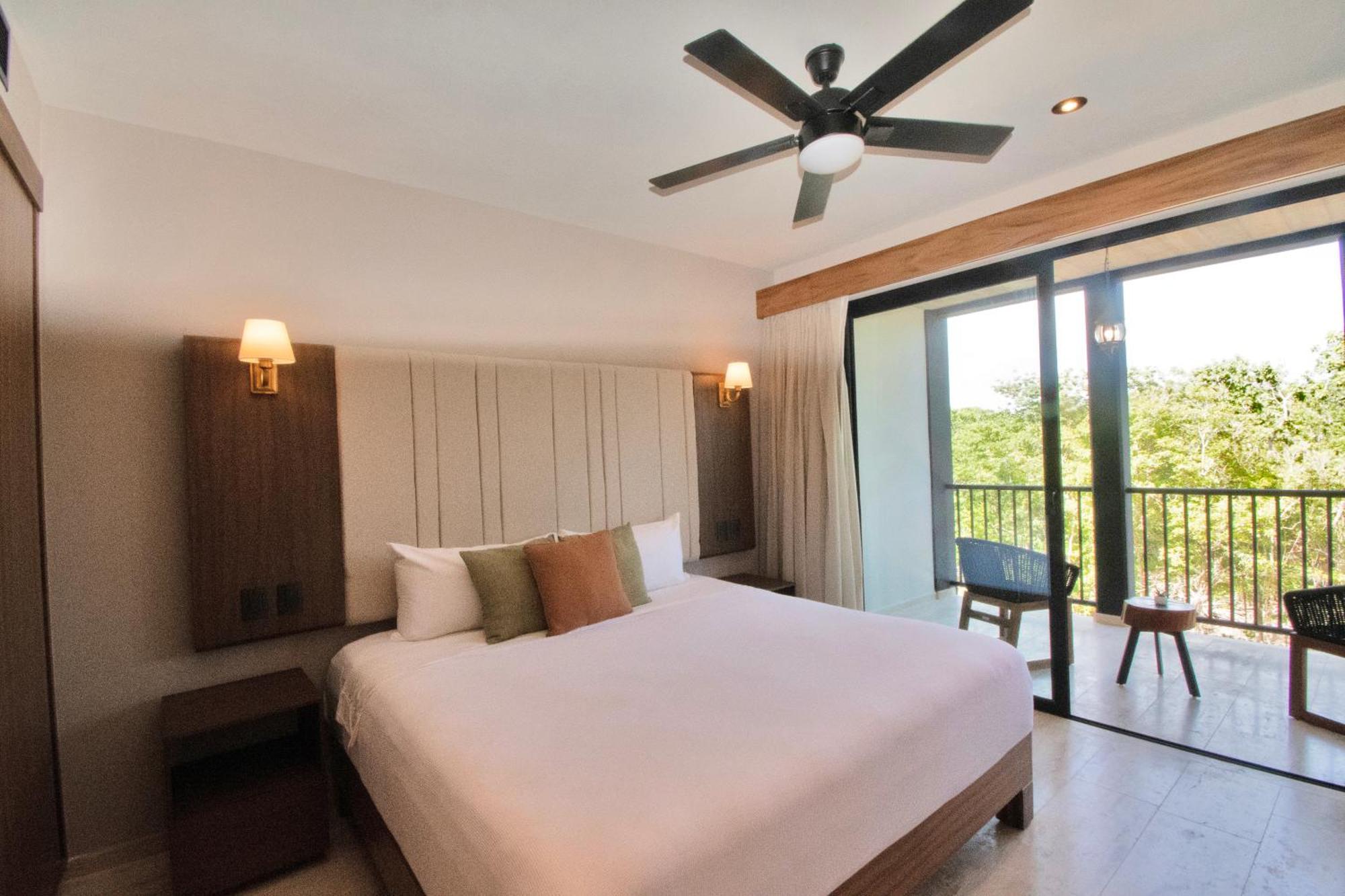Hacienda Tuk By The Spot Apartment