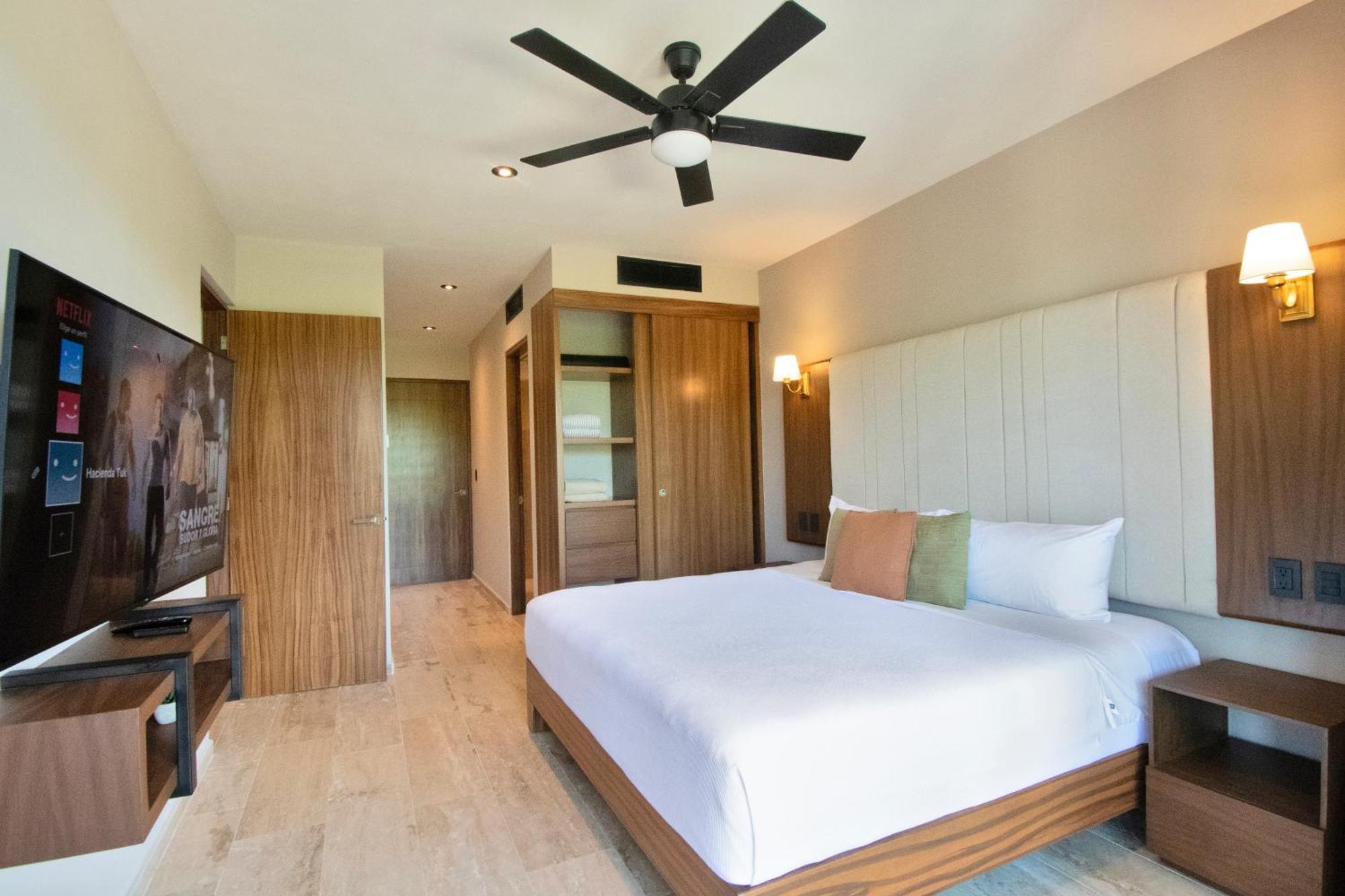 Hacienda Tuk By The Spot Apartment *